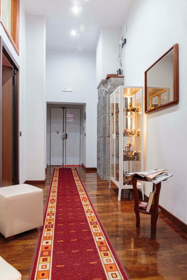 Palazzo Carafa Della Spina Room And Apartment Napoli Exterior foto